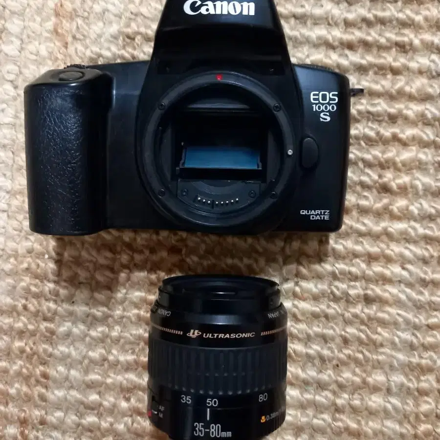 CANON EOS 1000s케논필림카메라