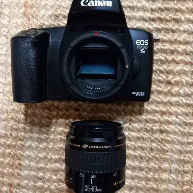 CANON EOS 1000s케논필림카메라