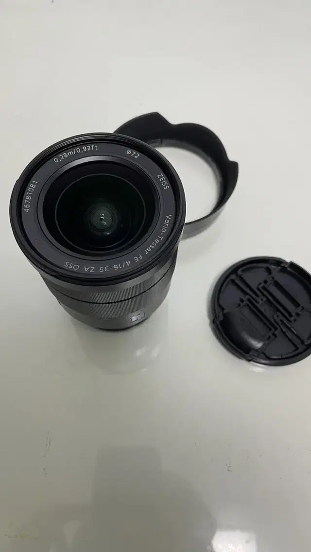 급처4월까지)Sony용 카메라 렌즈 Zeiss [Sel1635] F4