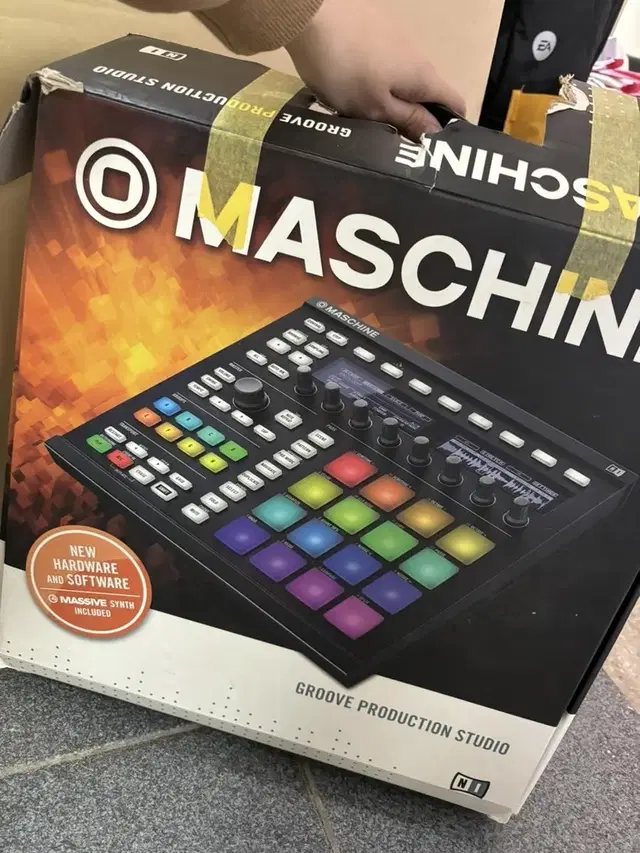 NI Maschine MK2 Black 드럼패드 마이크로