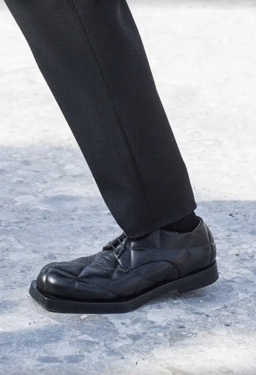 [41.5] Bottega Veneta Quilted Derby Shoes