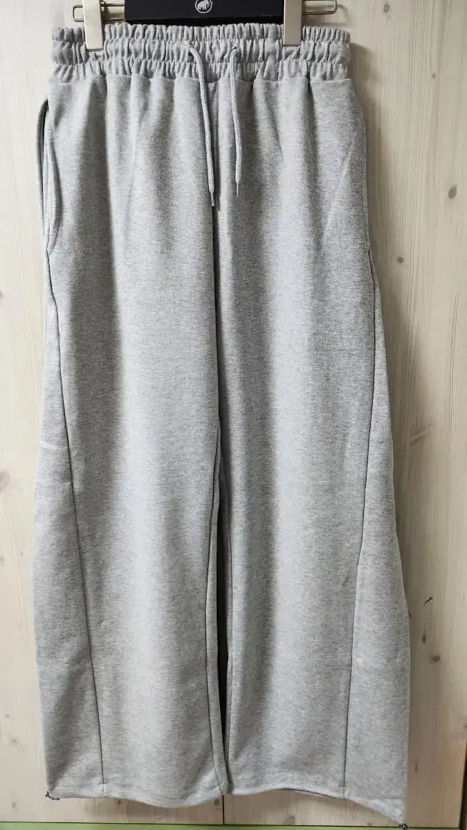 Dan Studio Sidetuck String Sweatpants Gray