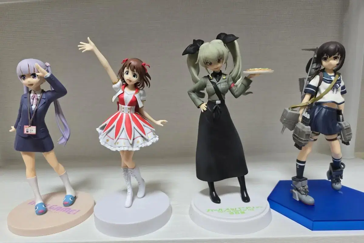 Bishoujo Figures in Bulk