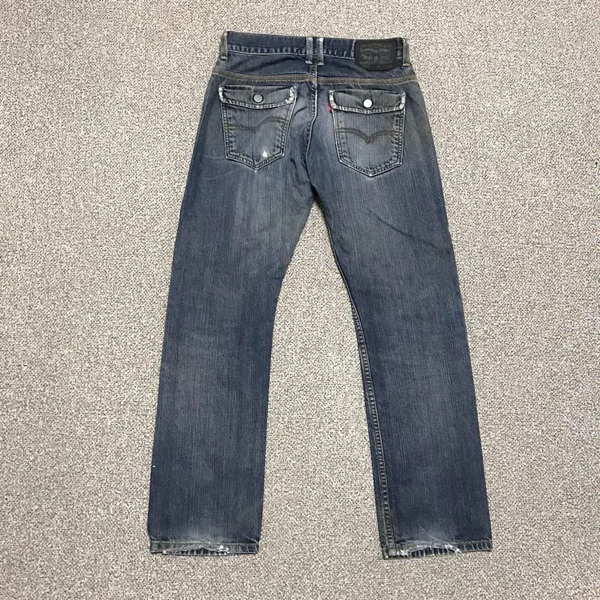 30 Levi's 514 Jeans