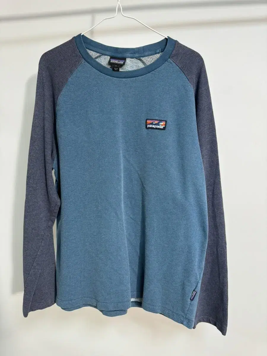 Patagonia Long Sleeve Tee Size L