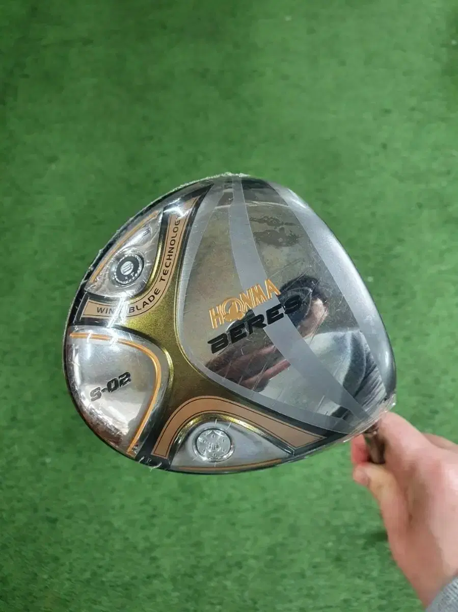 Honma Veress S-02 2-star 9-degree strength R driver Amak649