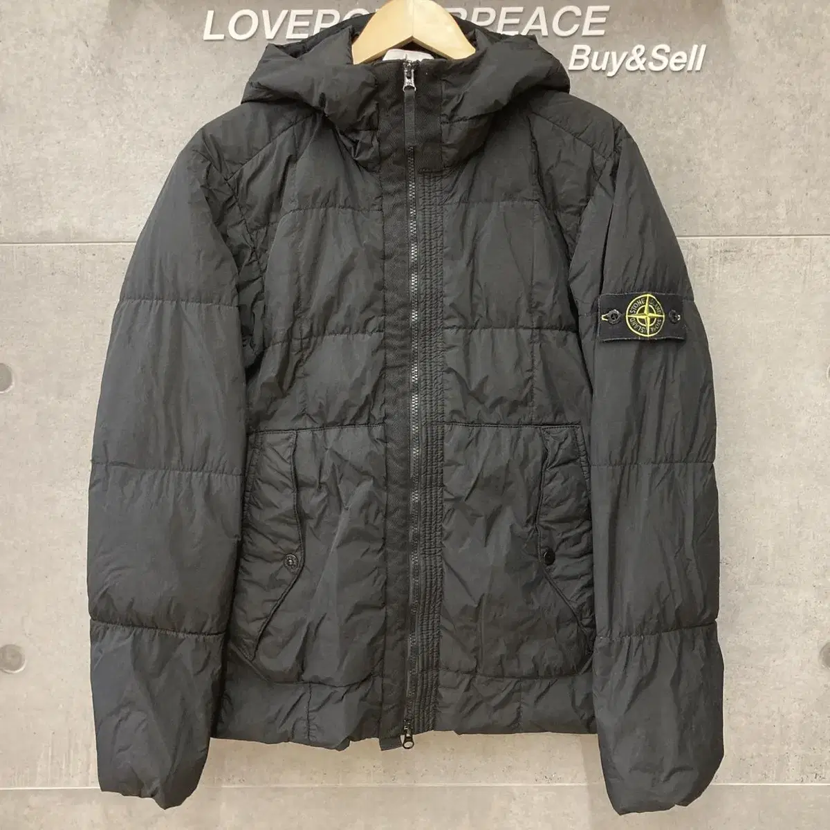 Stone Island Waffen Crinkleclaps Hooded Puffer Jacket Black-G031802