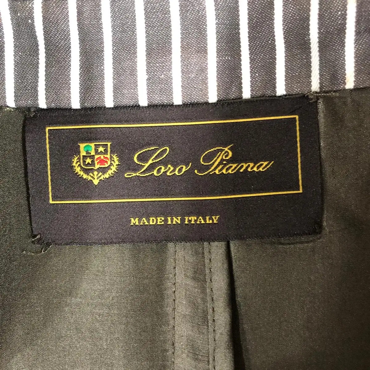 [ LORO PIANA ] 로로피아나 핸드 테일러드 스트라이프 자켓