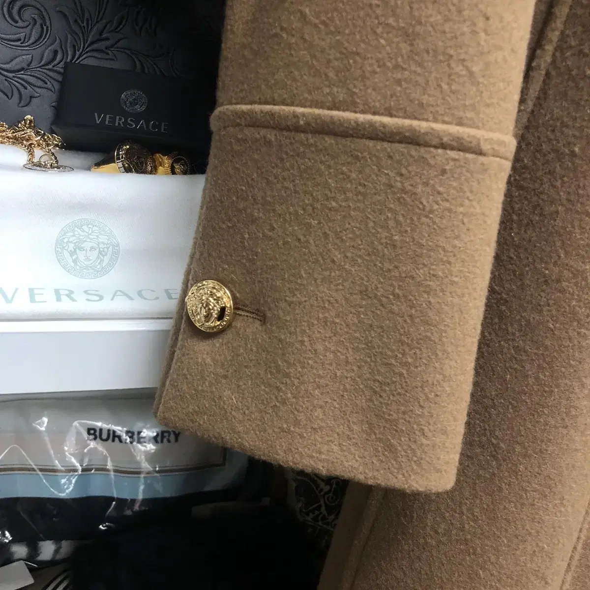 [ VERSACE ] 베르사체 리얼퍼 벨티드 롱 코트