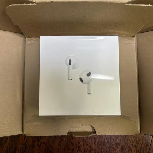 AirPods 에어팟 3세대 MagSafe 충전모델 미개봉 팝니다!