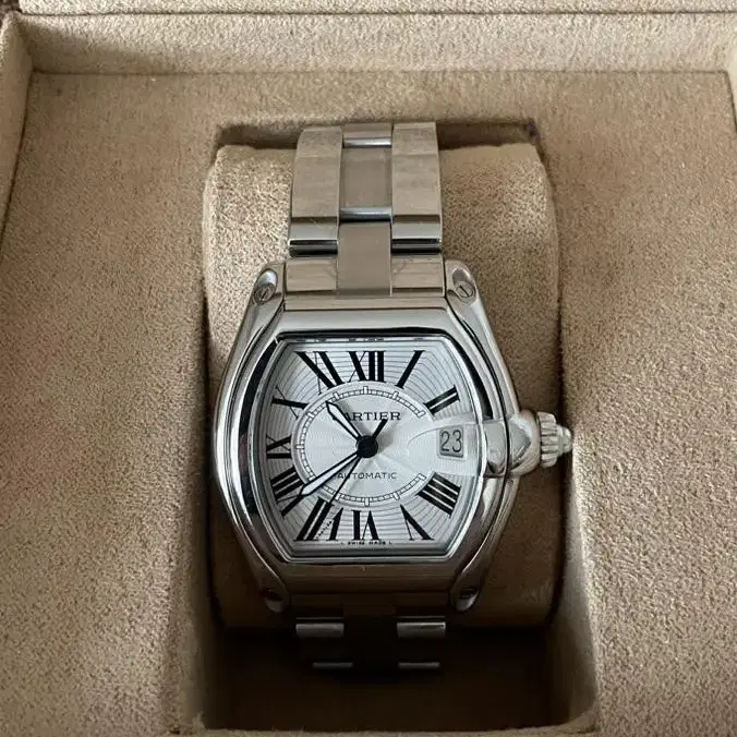 Cartier roadster Silver Men Watch