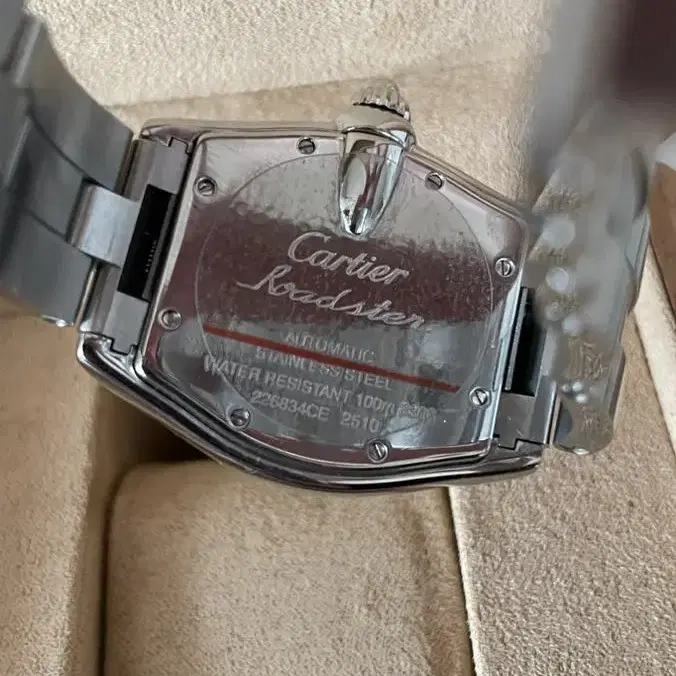 Cartier roadster Silver Men Watch