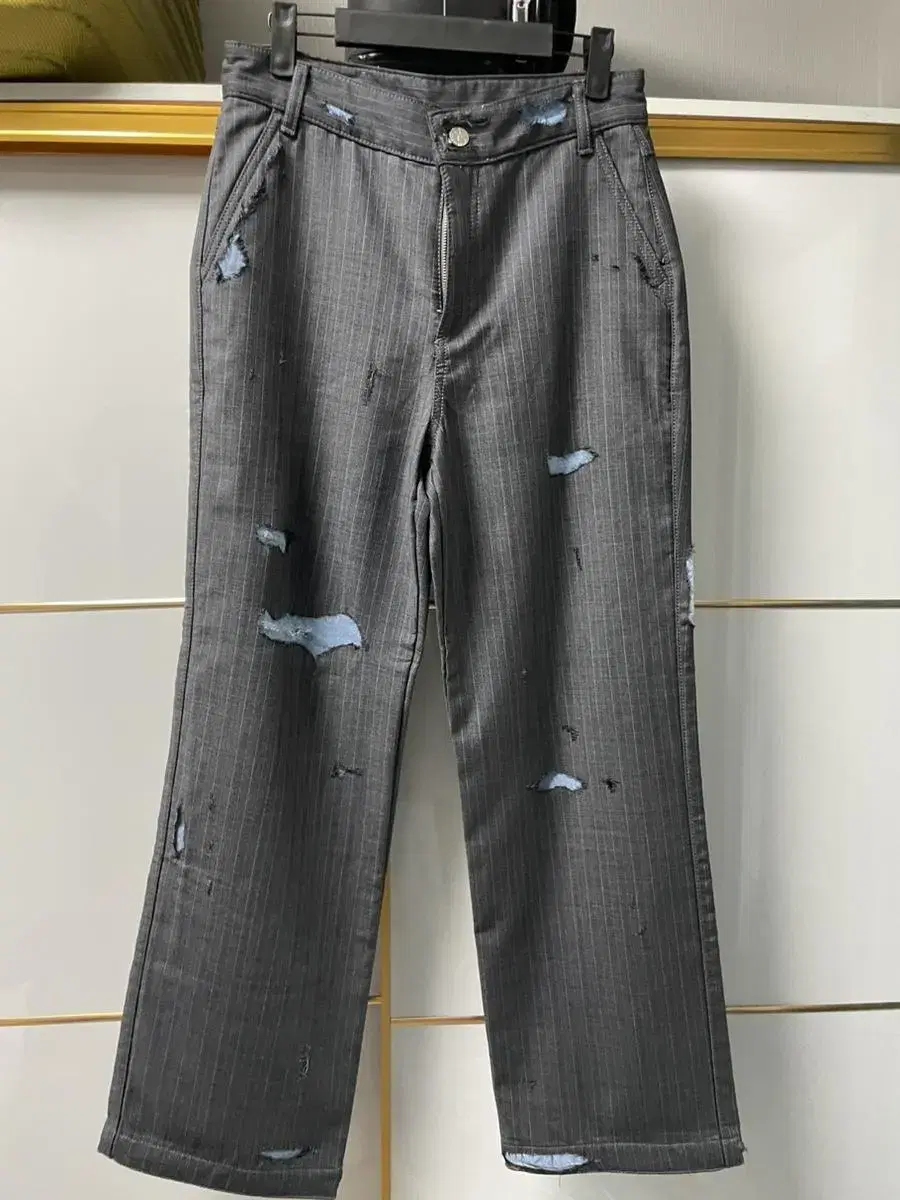 아더에러 헥트 슬랙스 Hect slacks