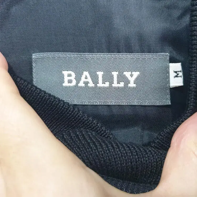 105/발리 BALLY 95년식 남성 블루종 자켓