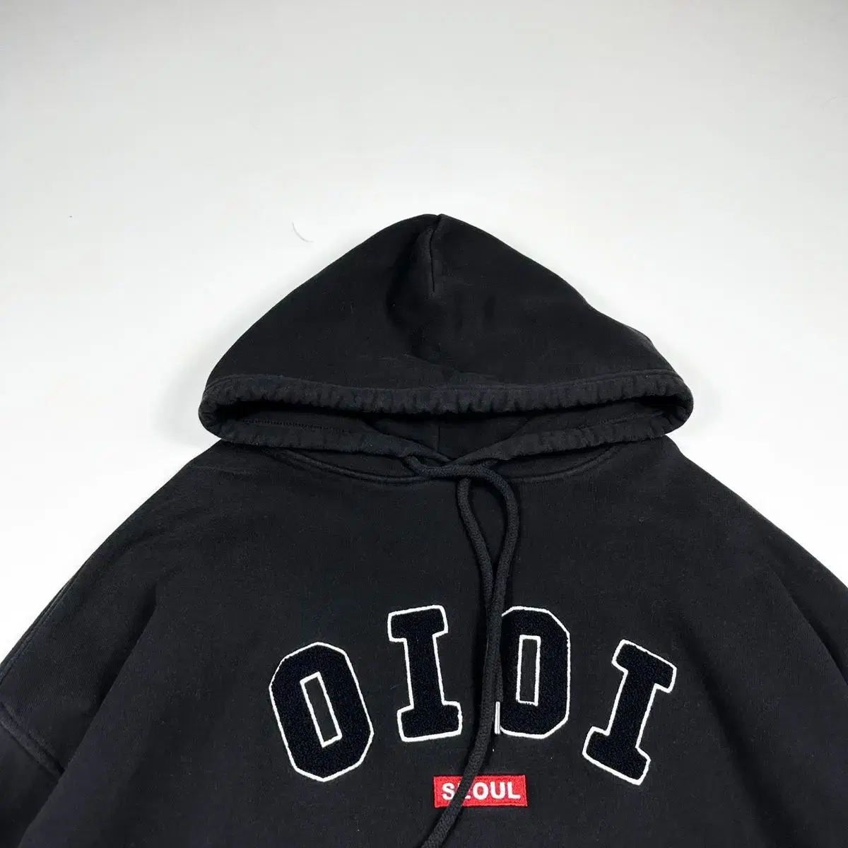 OiOi Seoul Initials Black Hoodie (true to size XL)