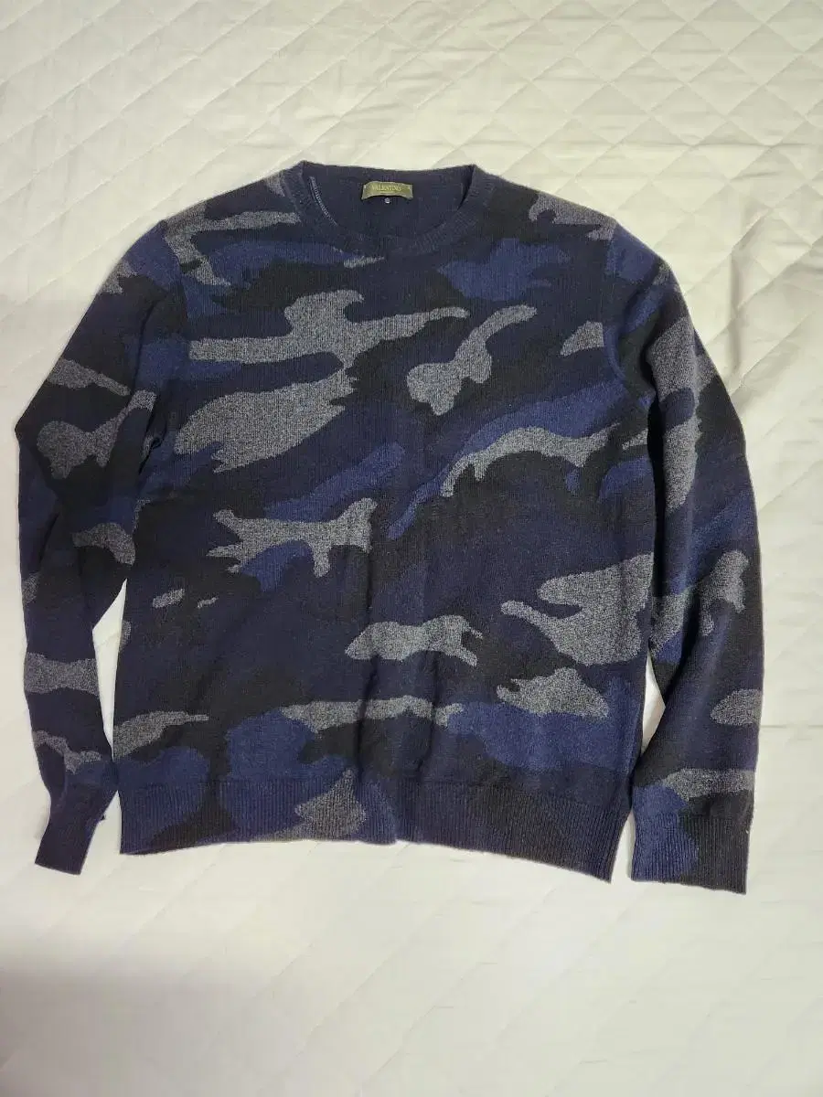 Valentino Camo Cashmere KnitM