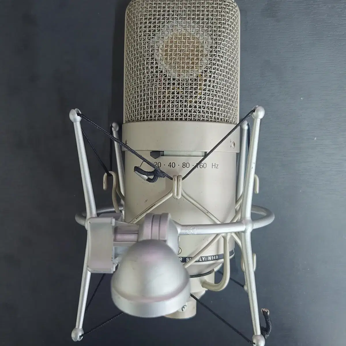 Neumann M149 마이크 판매합니다.