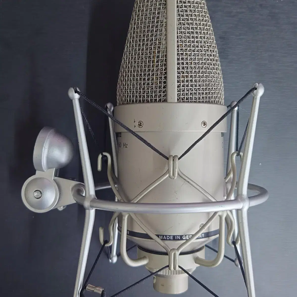 Neumann M149 마이크 판매합니다.