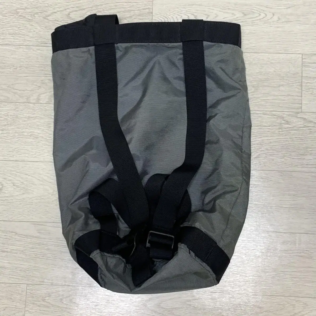 2002 patagonia tool sack 25L