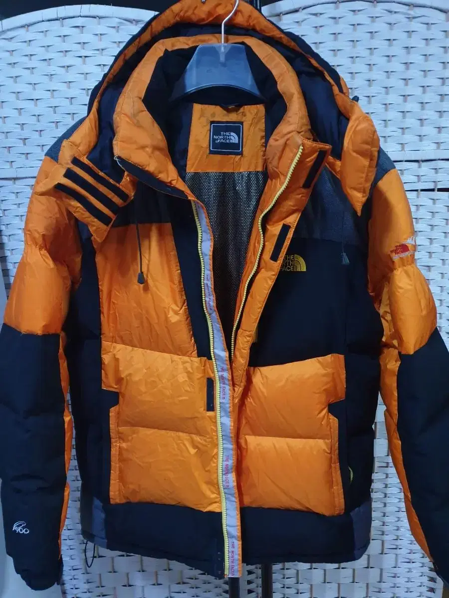 (0062) The North Face Outdoor Goose Puffer XL (stained)