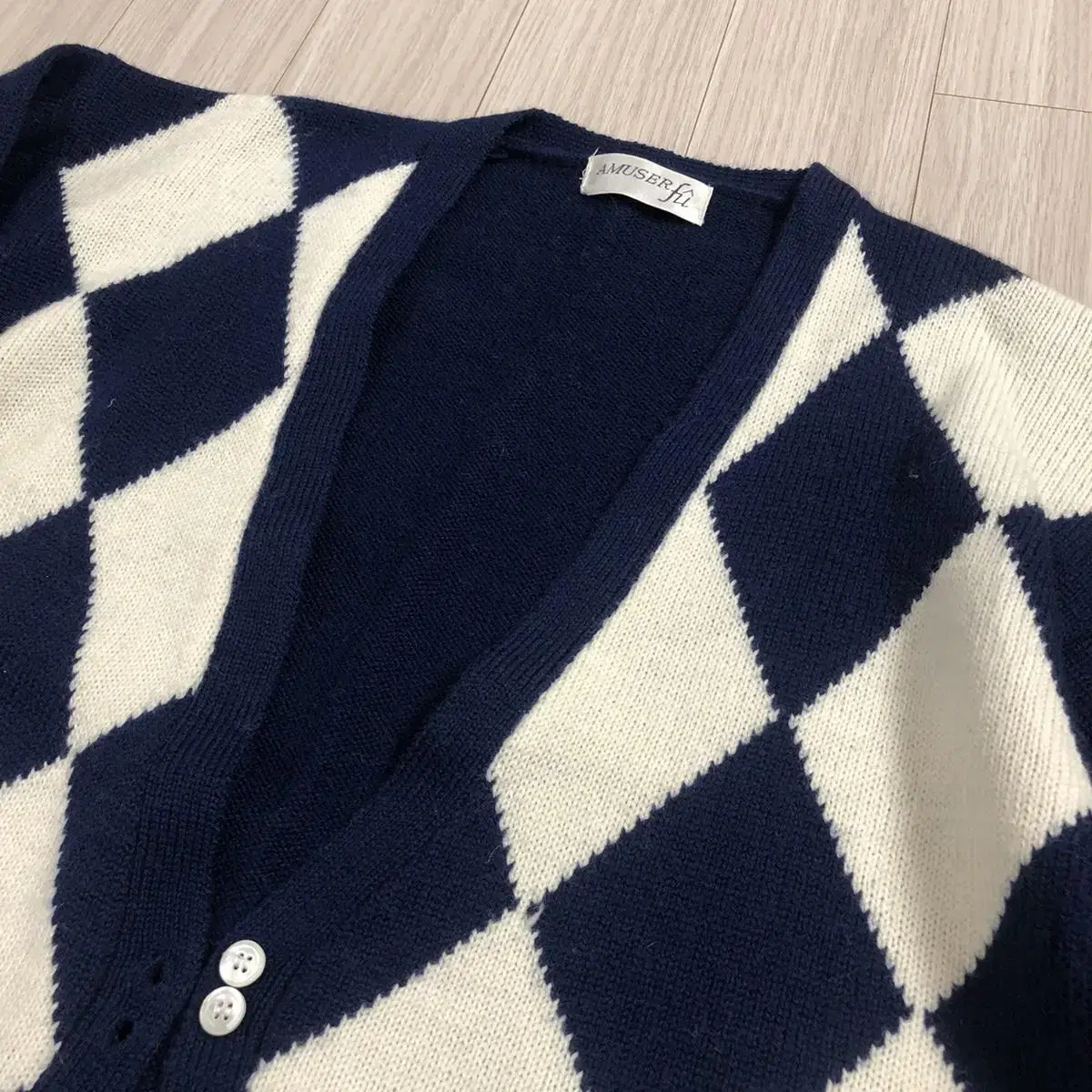 AMUSER fu argyle cardigan.