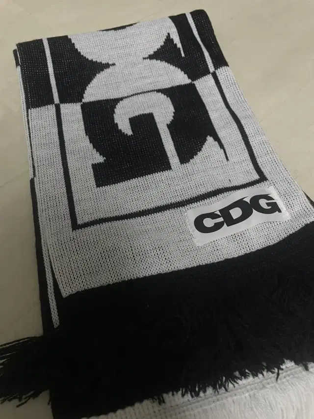 CDG 꼼데 머플러