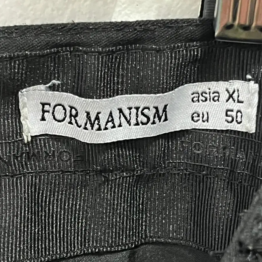 FORMANISM 검은색 슬렉스 35INCH