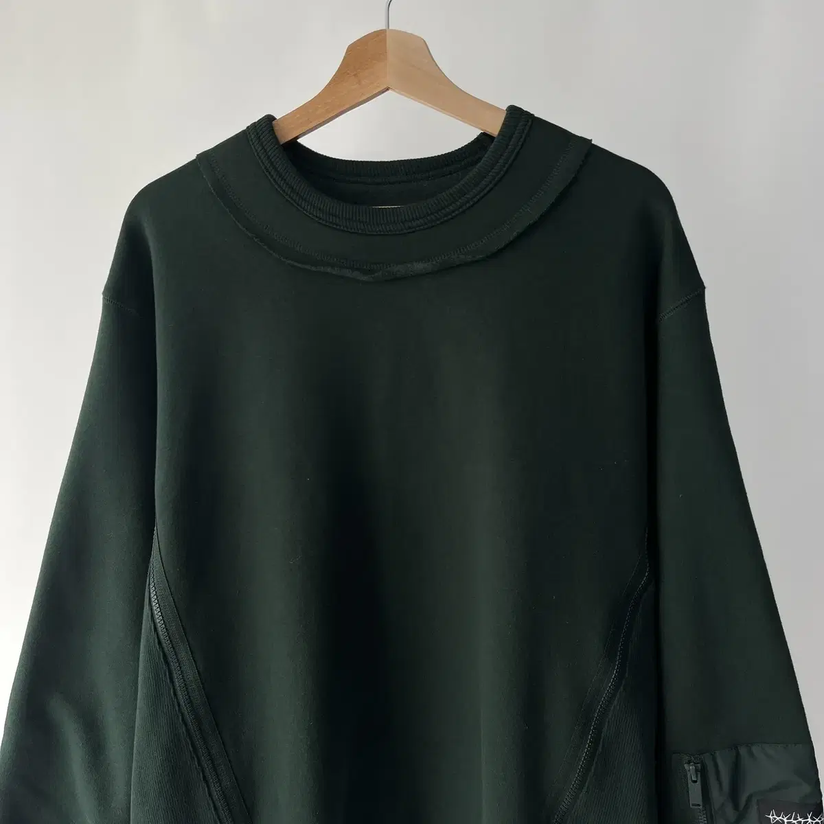 GU x UNDERCOVER heavy-weight Sweatshirt