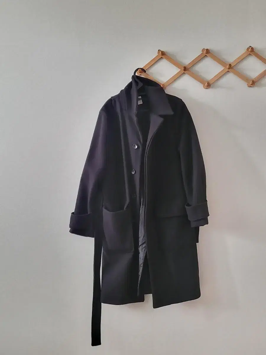 Pretty long coat Quick sale