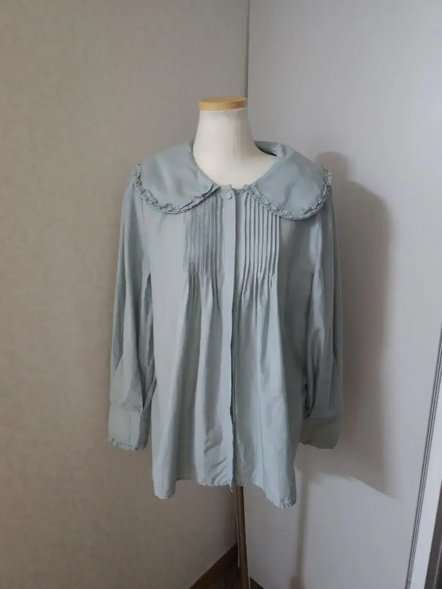 Cotton and silk blouse by Karl Lagerfeld66