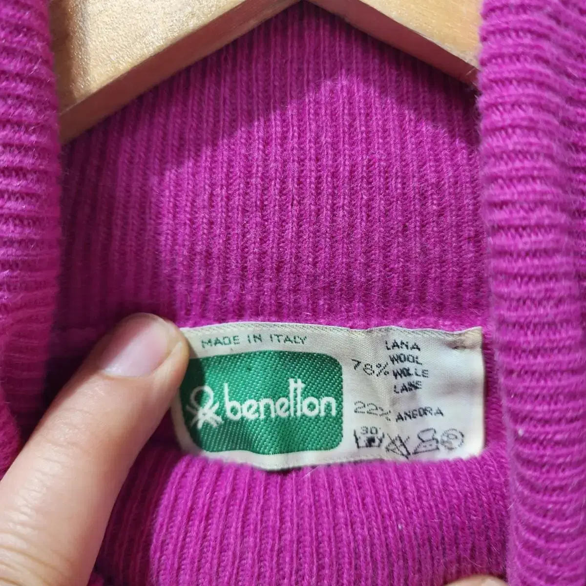 베네통 Benetton 목 폴라 니트 70s