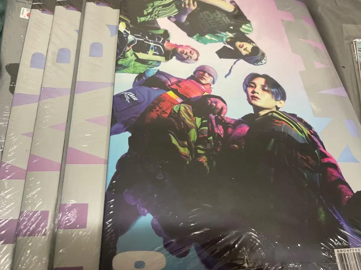 Shinee hard album half unsealed wts