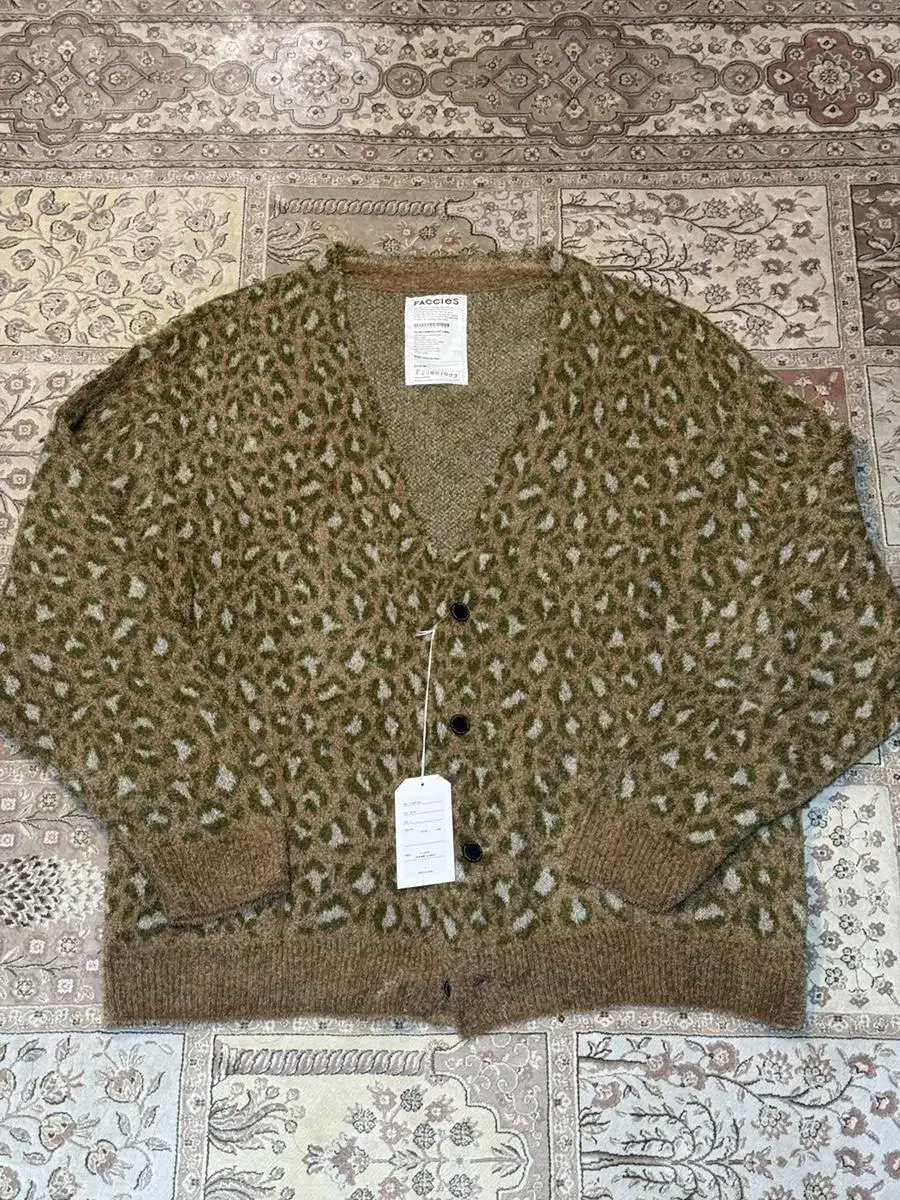 New 41,800 yen [Faccies Leopard Cardigan