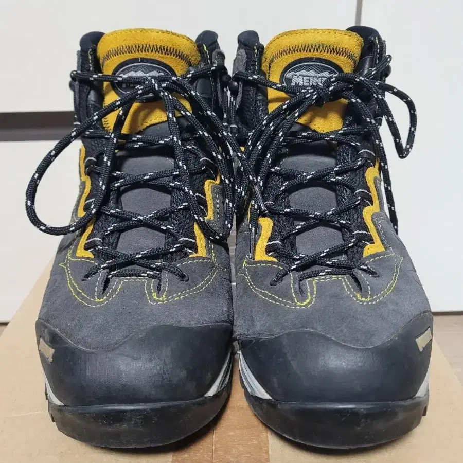 마인들 Goretex 미네소타 프로 GTX Dark Grey 280