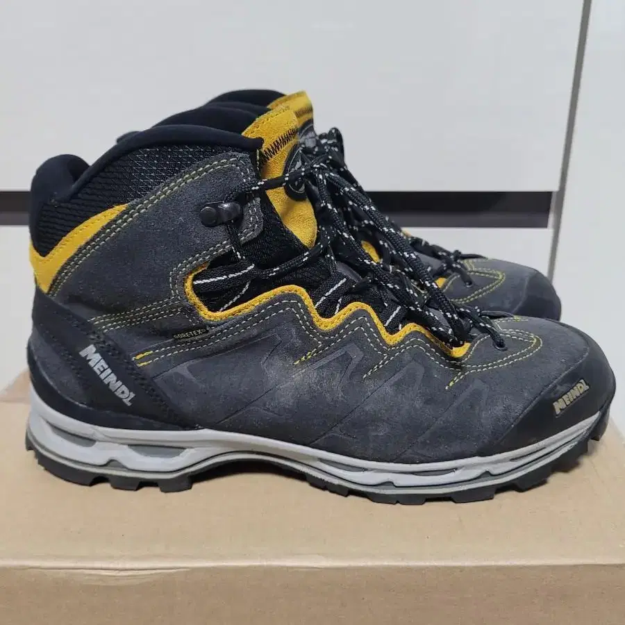 마인들 Goretex 미네소타 프로 GTX Dark Grey 280