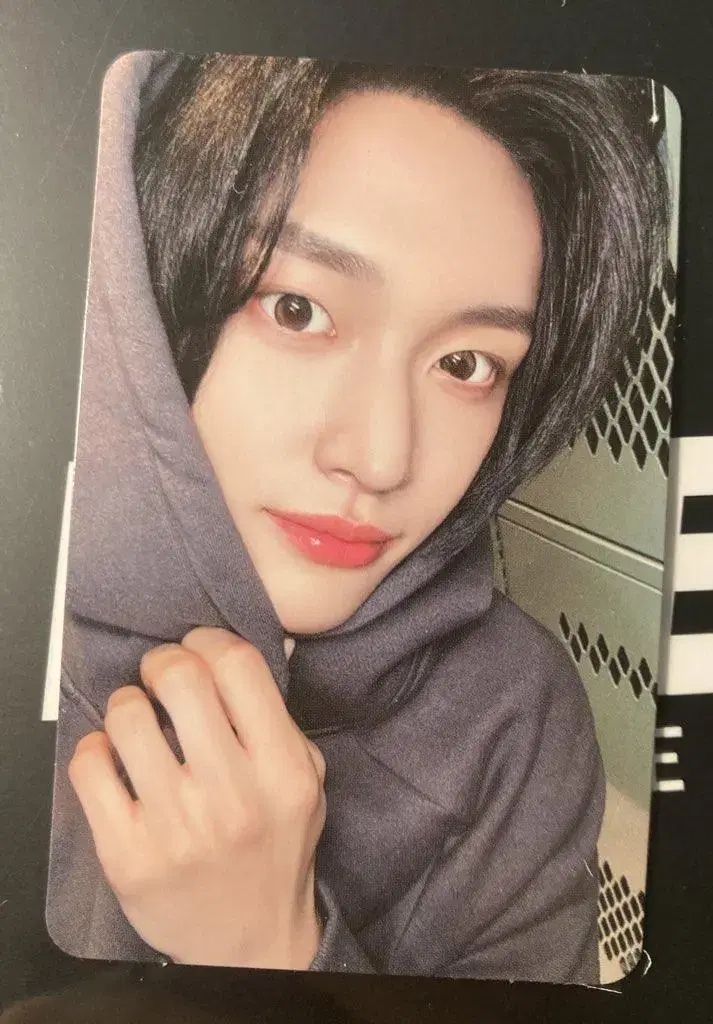 Rize wonbin pop up Hooded Photocard