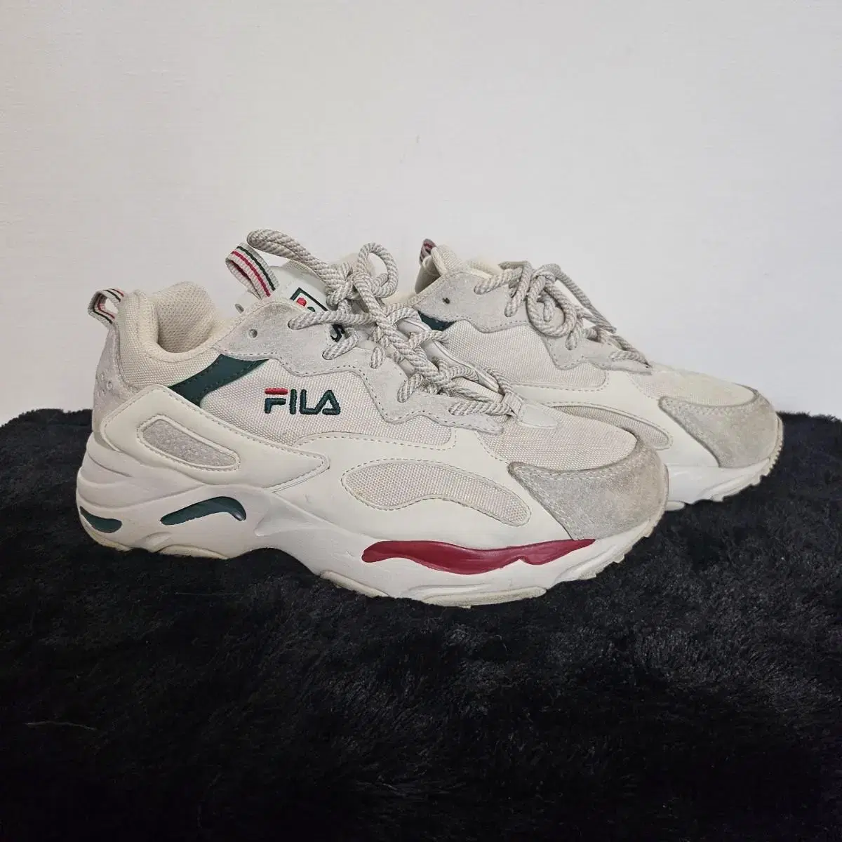 FILA 휠라 레이 트레이서 운동화 240