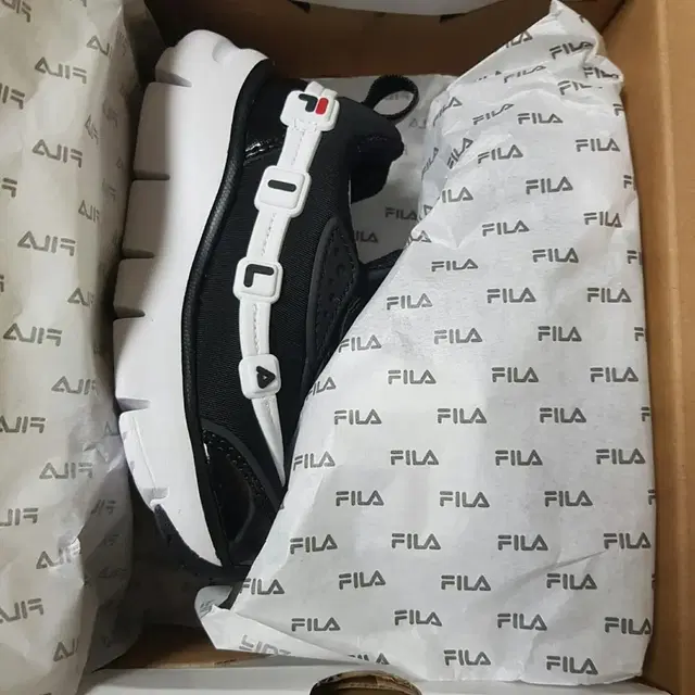 .휠라(FILA) 키즈 운동화 꾸미 블랙(3RM01156D-112)160