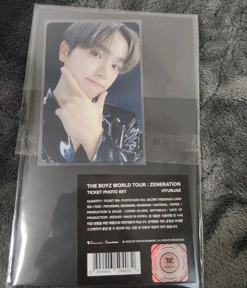 The Boyz hyunjae w/ Generation Ticket Photos md photocard 