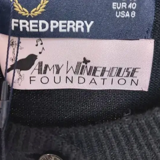 FREDPERRY정품//새제품/사이즈55/면소재라운드넥가디건