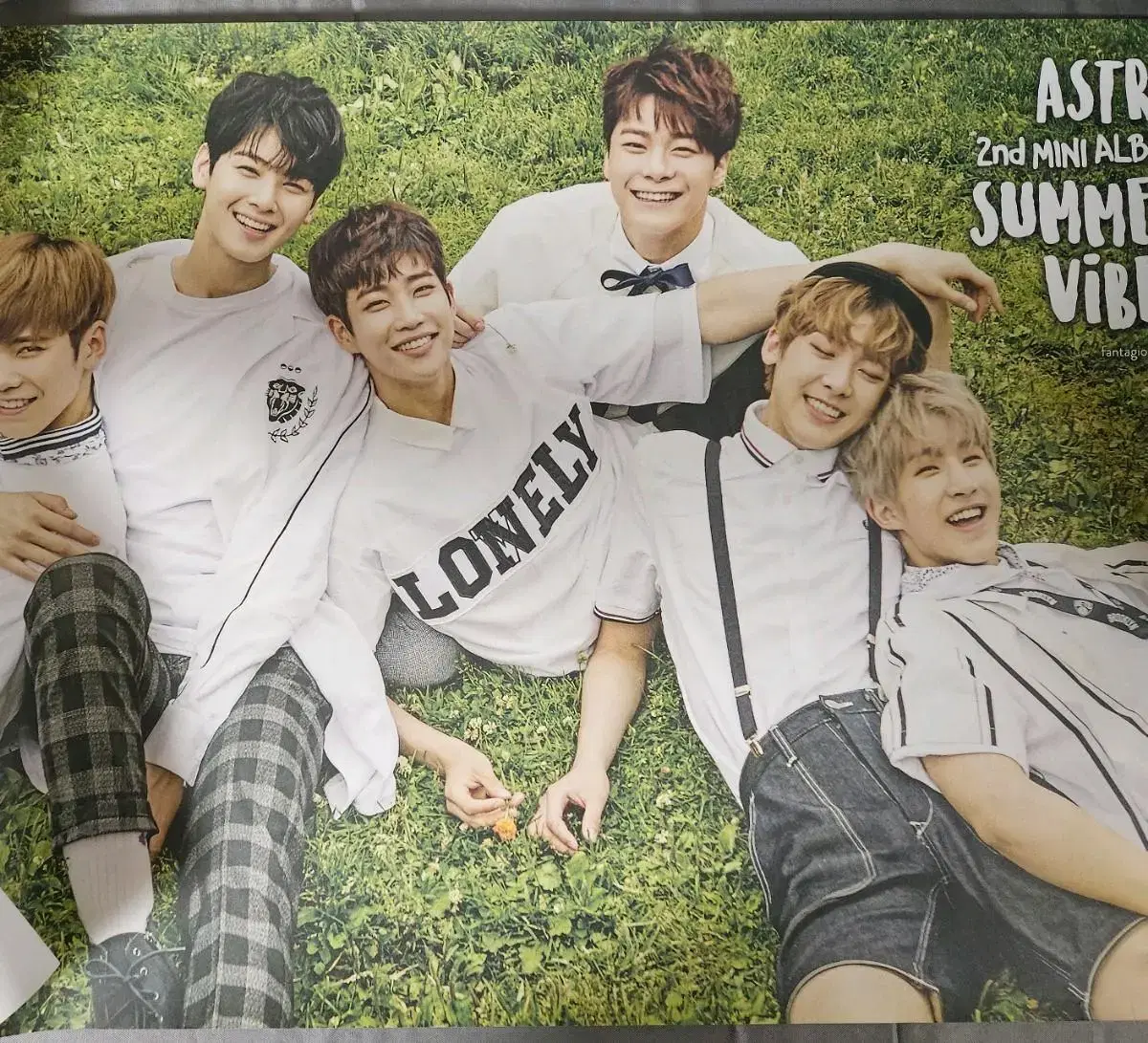 아스트로 astro summer vibes poster