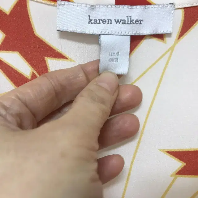 Karen walker 실크 반팔블라우스