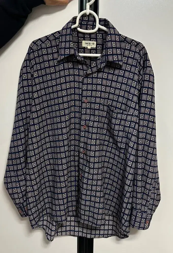 Vintage Patterned Shirt (Unisex M)