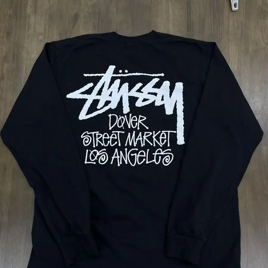 Stussy DSM Los Angeles LS (black) L사이즈