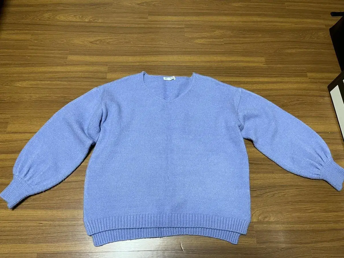 Women's knitwear