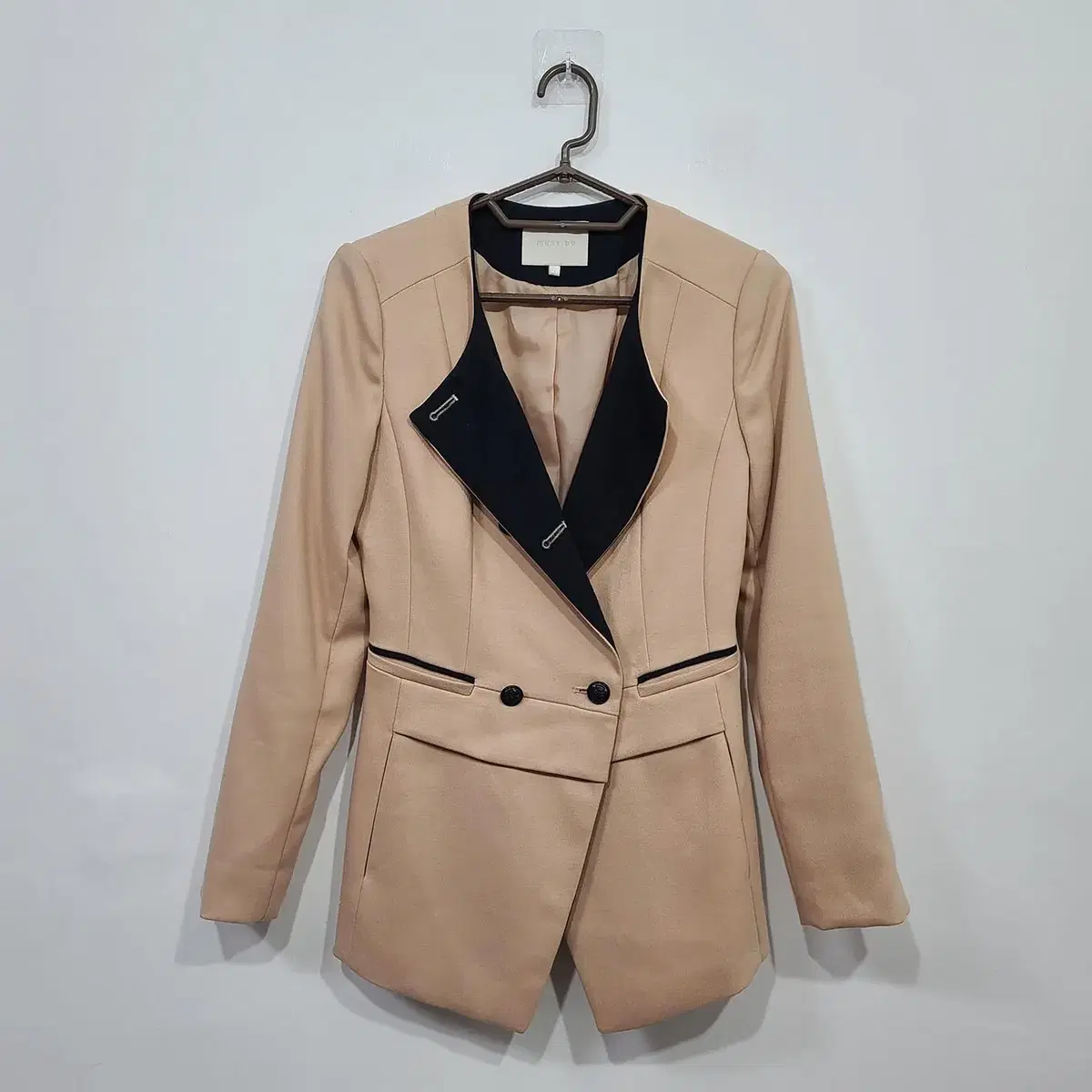 Must-Be/Women's/Jackets/85S/D328