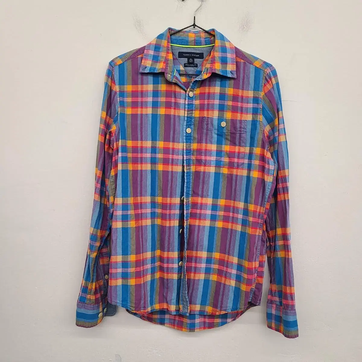 [90/S] Tommy Hilfiger check shirt sells.