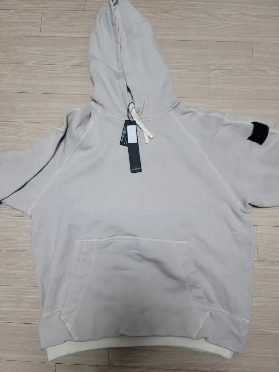 [L] Stone Island ShadowProject Hood