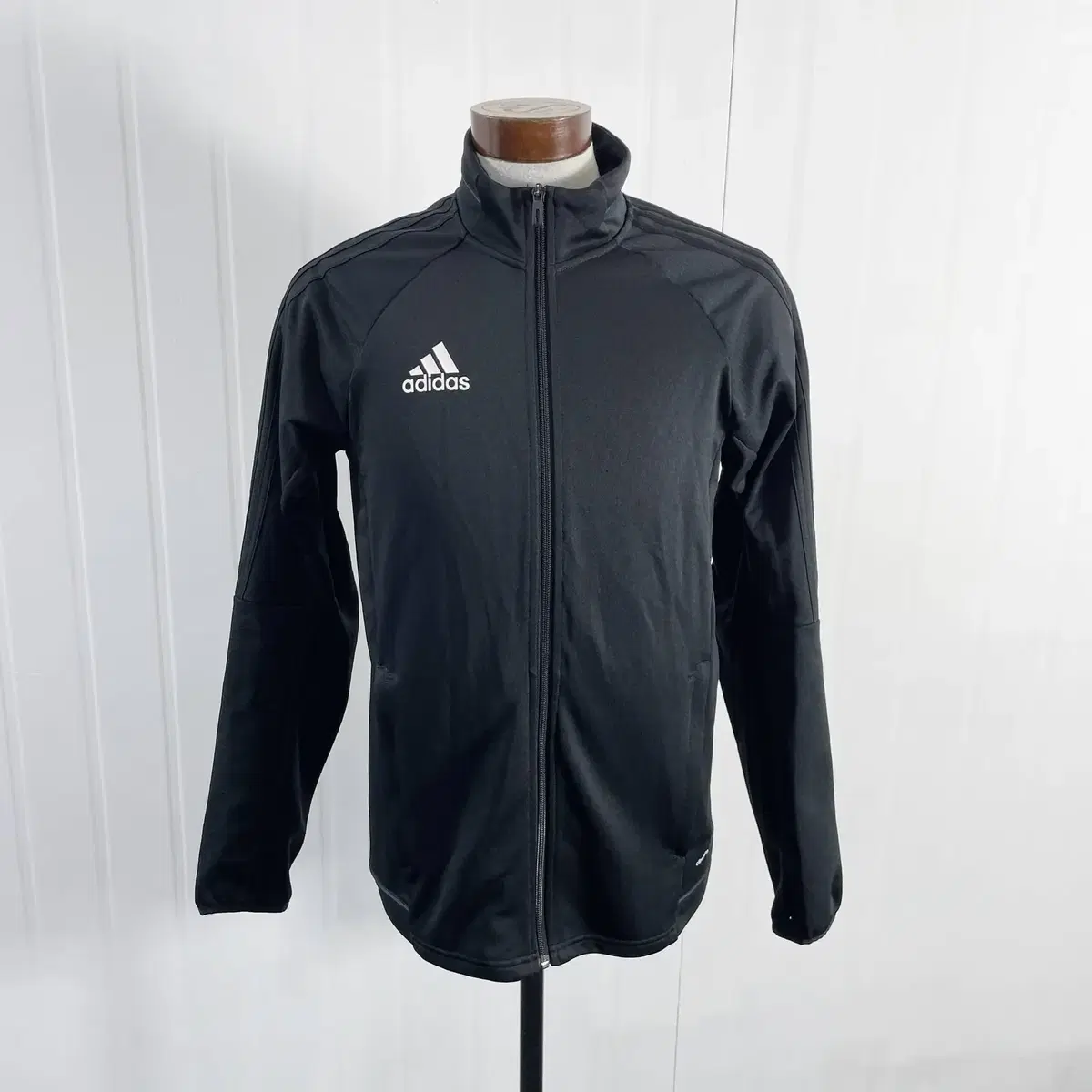 E1 Adidas Sports Jacket Size 103