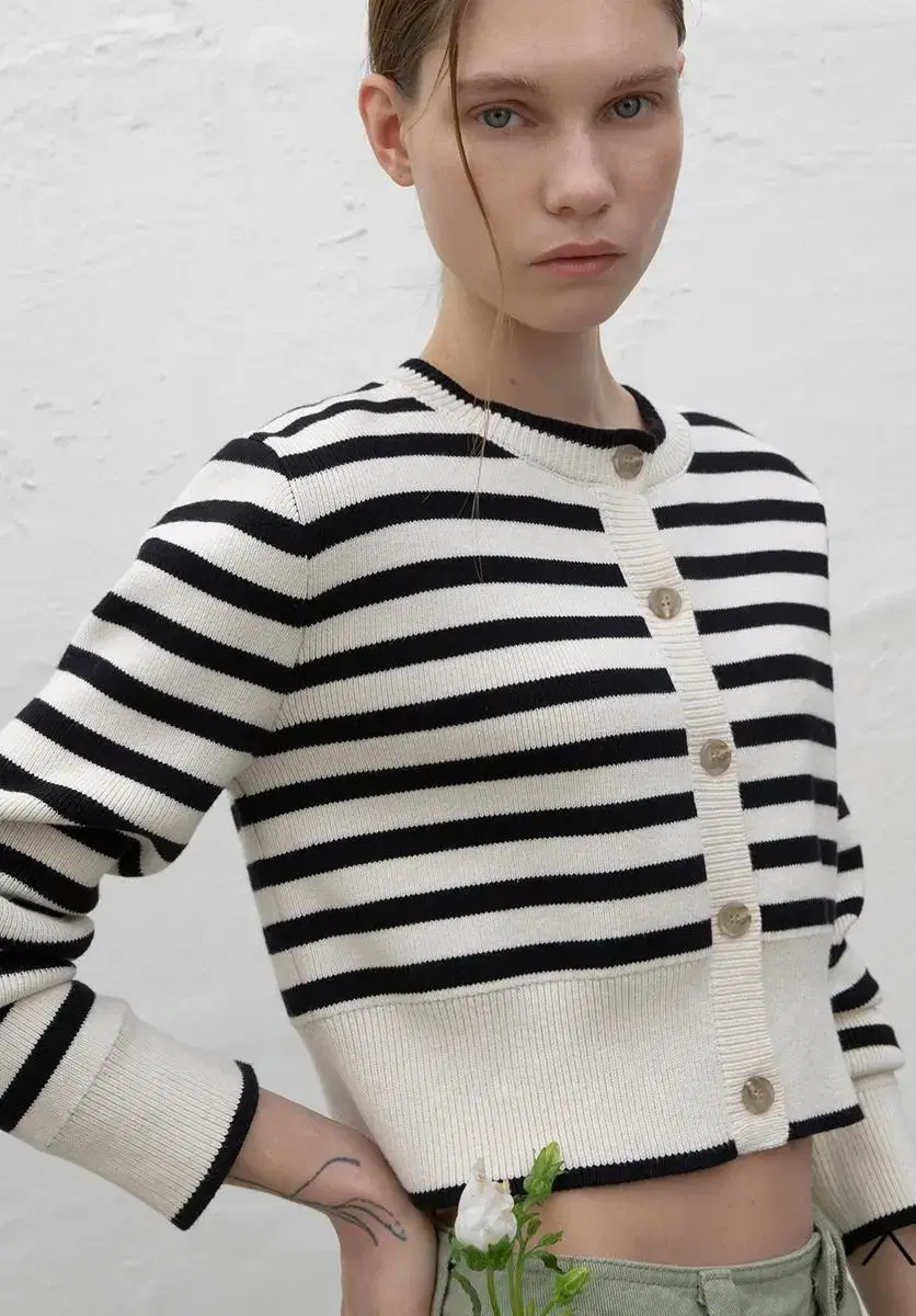 아틀리에 나인 ROAN STRIPE BASIC KNIT CARDIGAN